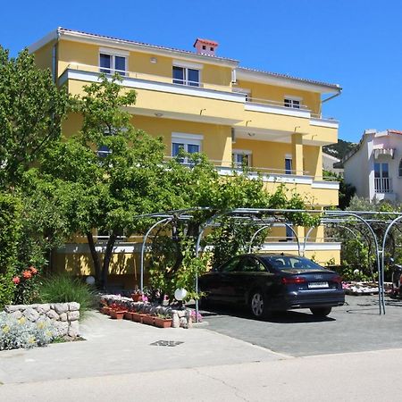 Apartments With A Parking Space Baska, Krk - 18716 Exterior foto